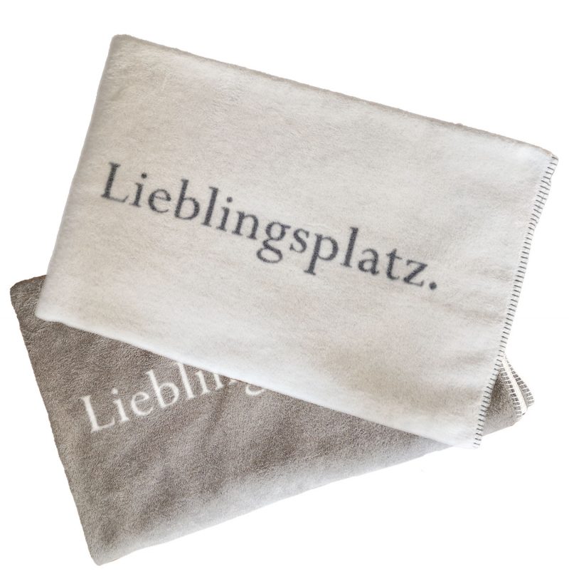 Die Lieblingsplatz Kuscheldecke in 2 Farben